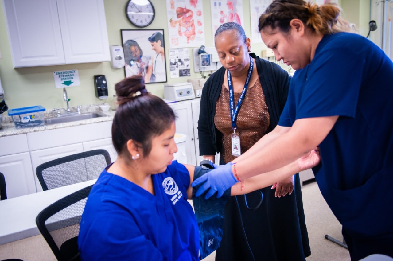 CHAC medical assistant class at the Carson campus